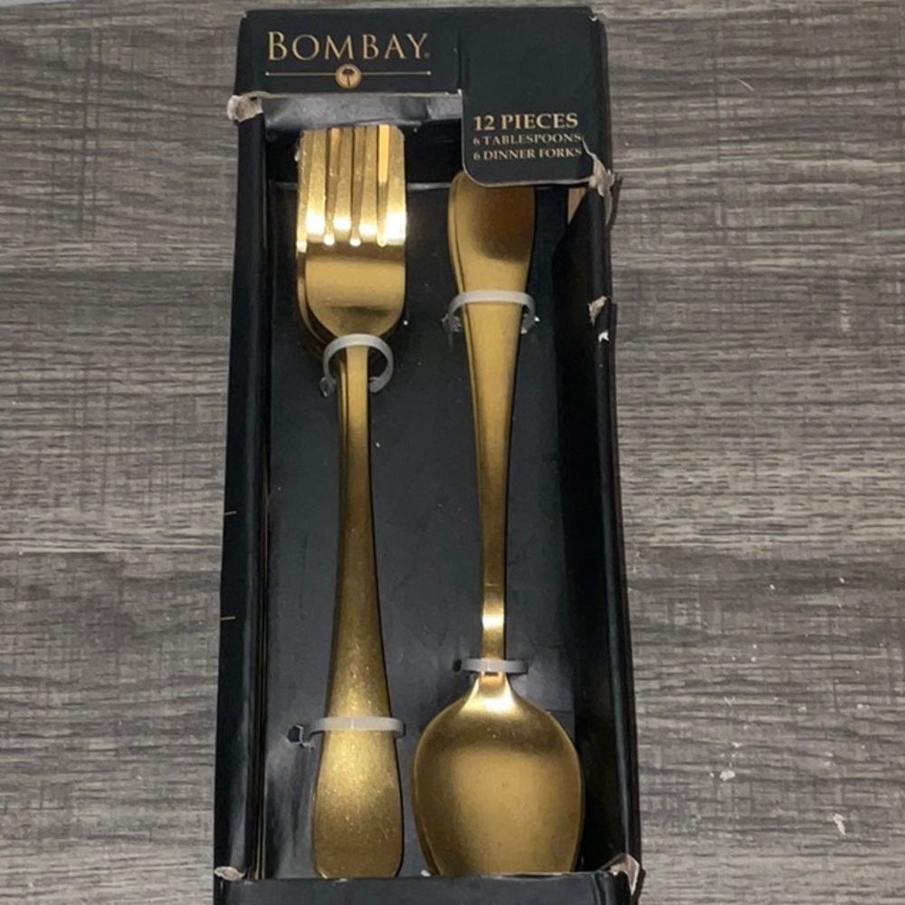 BOMBAY MEDINA GOLD FINE STAINLESS STEEL 12pc. FLATWARE. NEW IN BOX